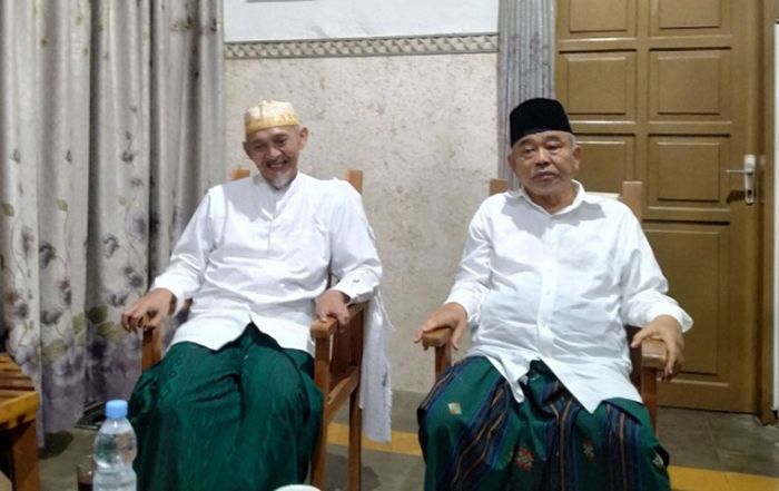 Lagi, Kiai Asep dan Kiai Kafabih Silaturahim, Kali Ini di Lirboyo