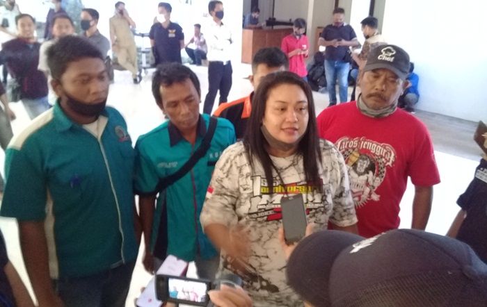 Rapid Test Bayar, Sopir Truk di Banyuwangi Ancam Mogok Kirim Logistik ke Bali