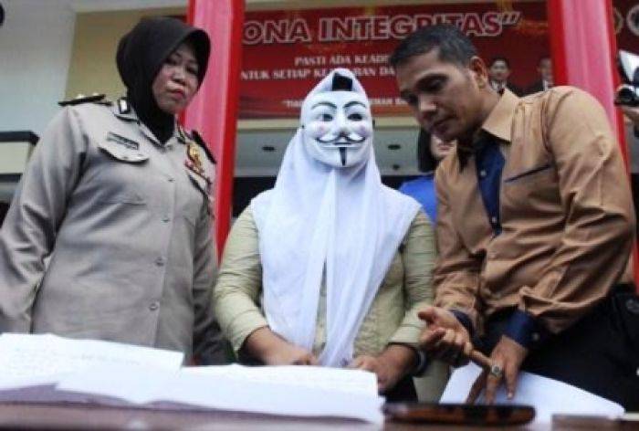 Awas Jadi Korban Medsos, Ancam Sebar Foto Bugil, Minta Uang 