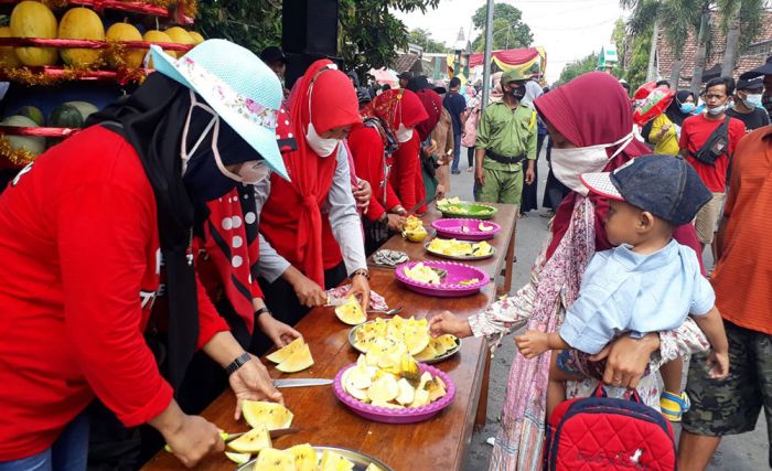 Panen Melimpah, Panitia Festival Buah di Lamongan Siapkan 7 Ton Buah Secara Gratis