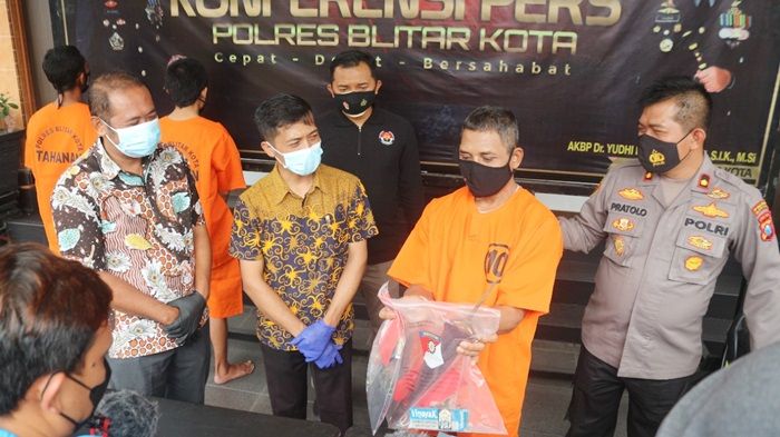 Tertipu Dukun Palsu Belasan Juta, Warga Blitar Dijanjikan Batu Berlian Ternyata Cuma Batu Apung