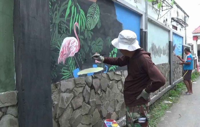 Mengintip Wisata Mural di Kebonsari Jember