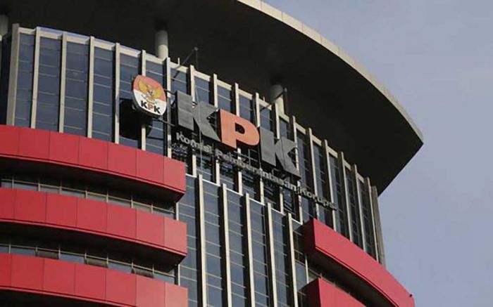 Selain Rumah Dinas Bupati Situbondo, KPK Juga Geledah Kantor PUPP dan 2 Rumah Pribadi