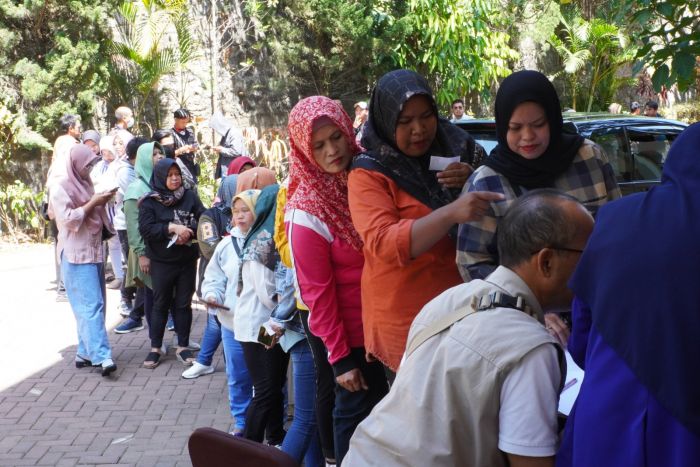 182 Pekerja Pabrik Rokok di Kota Batu Terima BLT DBHCHT