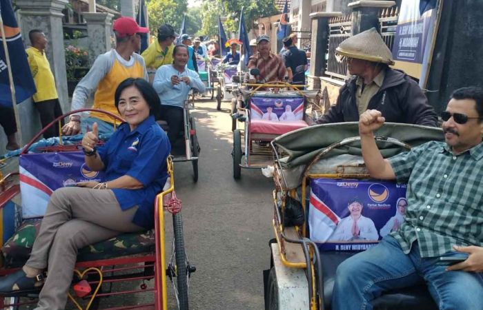 NasDem Branding Becak Deny-Muda di Grogol Kediri