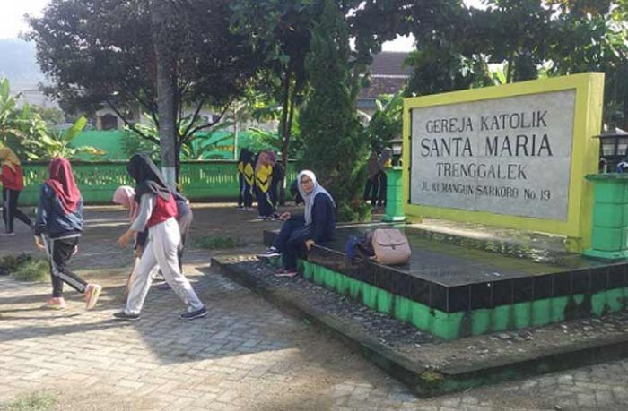 Dinas PKPLH Gandeng Akper Bersihkan Sampah di Tempat Ibadah