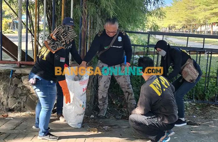 Gandeng Relawan, Pemkab Kediri Lakukan Gerebek Sampah di Kawasan SLG