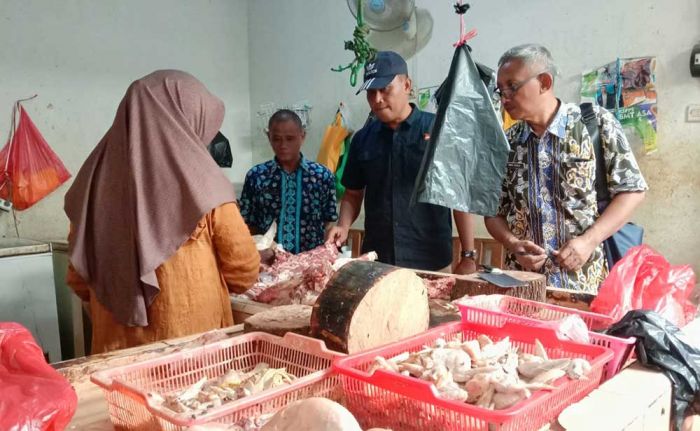 Pastikan Harga Pokok Stabil, Polres dan Pemkab Tuban Sidak Pasar