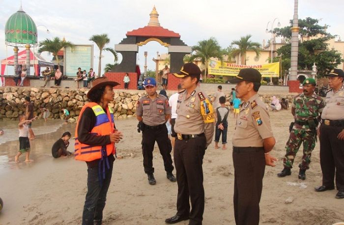 ​Libur Lebaran, Kapolres Gresik Pantau Obyek Wisata