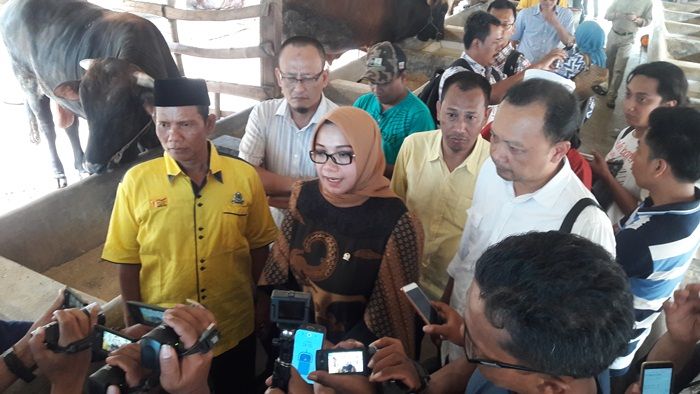 Eni Maulani dan KLHK RI Bantu Digester Ternak Desa Campurejo Gresik