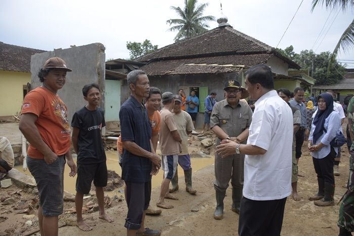 Pemprov Jatim Ambil Alih Penanganan Bencana Pacitan