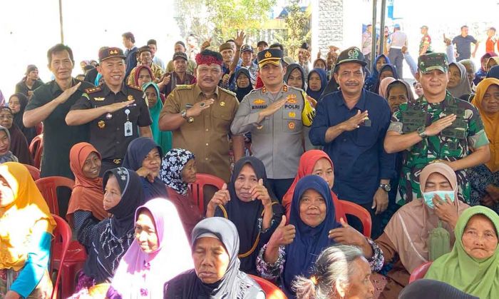 Peringati Hari Bhakti Adhyaksa ke-63, Kejari Nganjuk Gelar Pengobatan Gratis