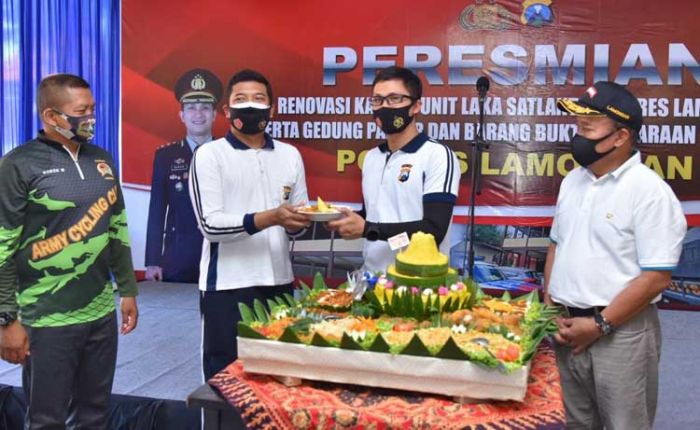 Kapolres Lamongan Resmikan Kantor Unit Laka Lantas