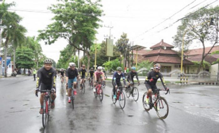 Olahraga Berpariwisata, ​Wakil Ketua DPR RI Gowes Keliling Banyuwangi