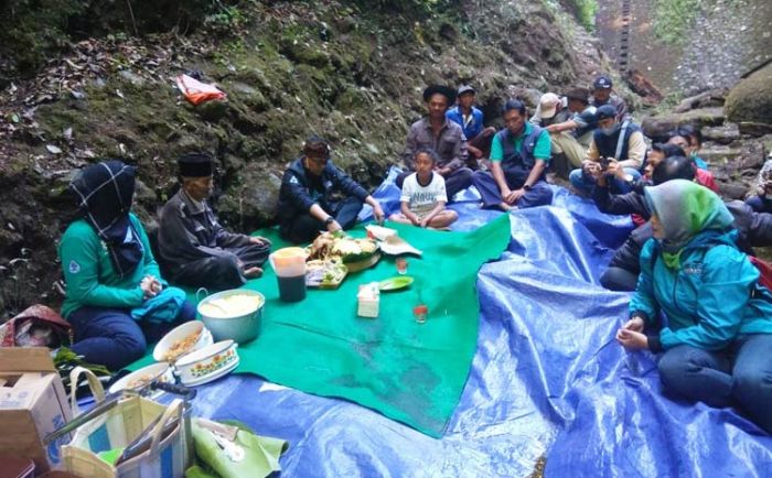 Bersama Warga Oro-oro Ombo, Perumdam Among Tirto Gelar Selamatan Sumber Dharmi