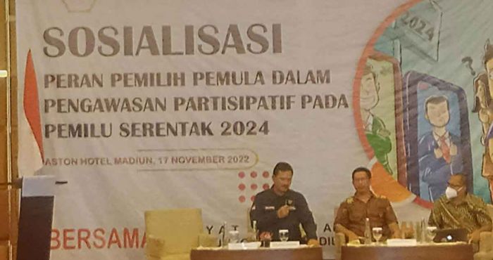 Hadiri Sosialisasi Bawaslu, Wali Kota Madiun: Awasi dan Tindak Tegas Penyimpangan Pemilu 2024