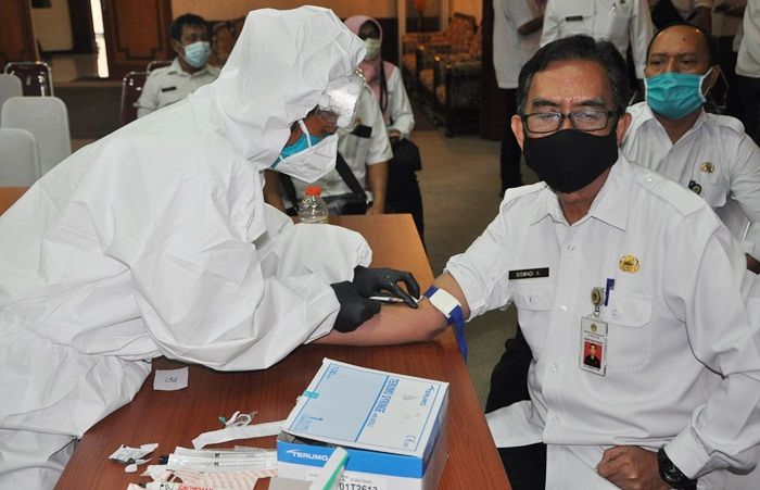 Ada PNS Positif Covid-19, Pejabat Pemkab Gresik Jalani Rapid Test Massal