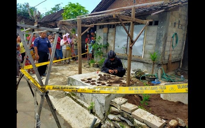 Buat Septic Tank, Warga Banyakan Kediri Temukan Ratusan Amunisi Aktif