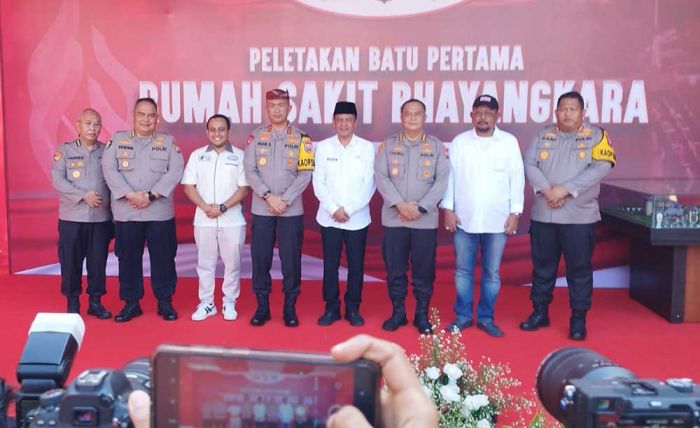 Kapolda Jatim Letakkan Batu Pertama Pembangunan RS Bhayangkara di Pamekasan