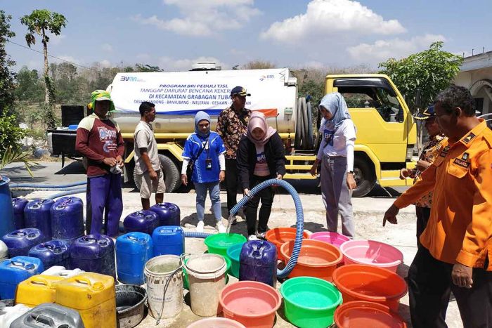 Gandeng BPBD, BRI Tuban Salurkan Air Bersih ke Warga Terdampak Kekeringan