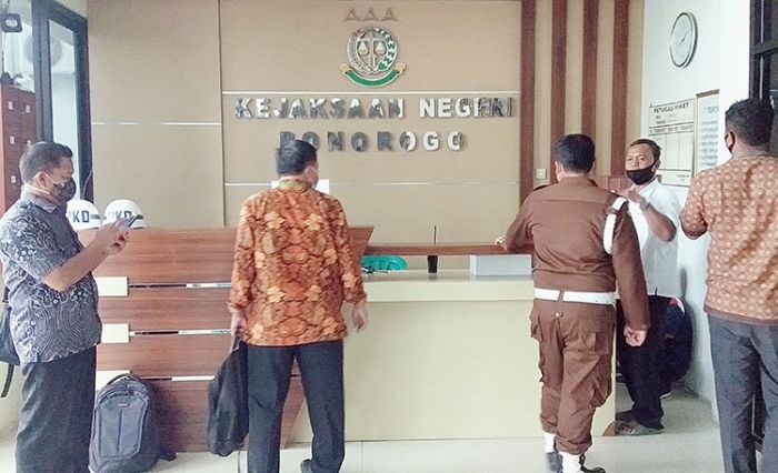 Kasus ​BKSM Terus Berlanjut, Kejaksaan Negeri Ponorogo Periksa Sejumlah Kepala SMP