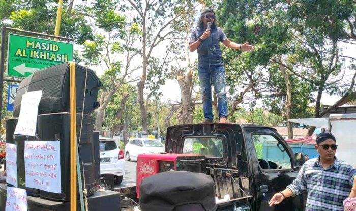 Disdik Kabupaten Kediri Didemo LSM, Tuntut Guru Pelaku Bullying Disanksi