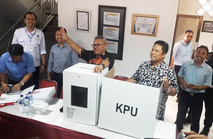 KPU RI Cetak Ratusan Ribu Bilik dan Kotak Suara Kardus di PT. Intan Ustrix Gresik