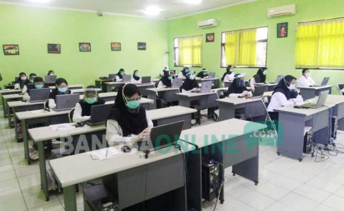 1.054 CPNS Ikuti Tes SKB Tahap Dua di SMPN 1 Lamongan