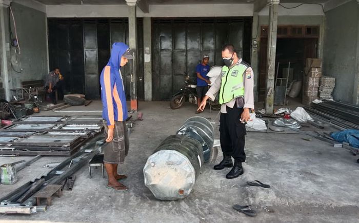 Kecelakaan Kerja, Tubuh Tukang Las Luka Bakar Usai Potong Drum