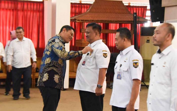 Wali Kota Kediri Beri SK Kenaikan Pangkat bagi 209 ASN dan Satya Lencana Karya Satya untuk 412 ASN