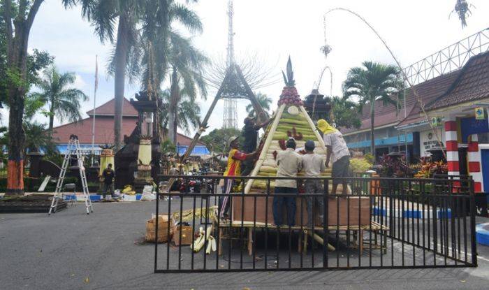 Peringatan Maulid Nabi di Lumajang Dikemas  Dengan Tema Tradisional