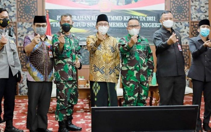 Penutupan TMMD ke-112, TNI Dukung Akselerasi Pembangunan di Pamekasan