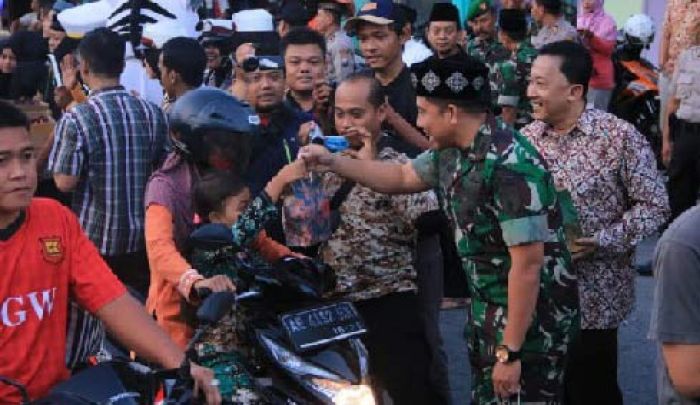 Indahnya Ramadhan, Dandim 0803/Madiun dan Kapolres Berbagi Takjil