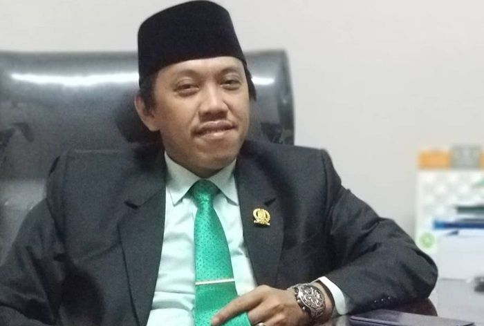 Wali Kota Surabaya Larang Merokok di Tempat Umum, Mas Sam Ingatkan Bahaya Emisi Gas Buang