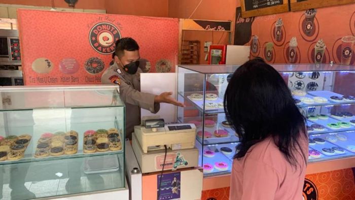 Berawal dari Hobi, Anggota Polresta Sidoarjo ini Sukses Geluti Kuliner Donat