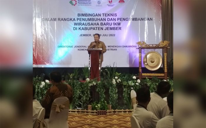 Kemenperin Gelar Bimtek IKM di Jember, Bupati Hendy Minta Bantuan Ekspor Produk Rotan