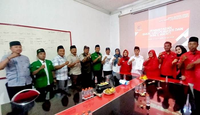 Gus Barra Daftar sebagai Bakal Calon Bupati Mojokerto ke PDIP