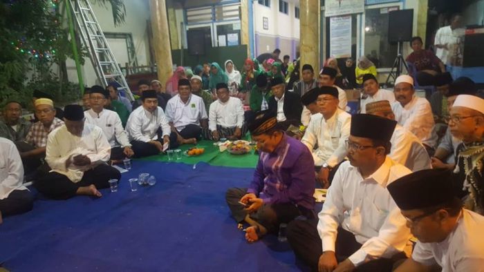 ​Kiai Asep Saifuddin Chalim Dikira Punya Tuyul dan Percetakan Uang Palsu