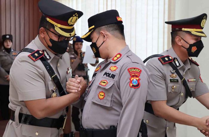 Sertijab Polres Gresik, Kompol Kadek Oka Saputra Jabat Wakapolres