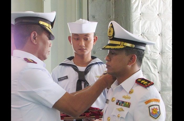 ​Dansatban Koarmada II Kukuhkan Joko Setiyono sebagai Komandan KRI dr Soeharso 