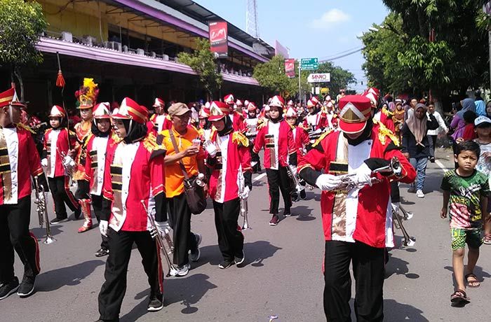 Kirab Budaya Imlek di Kota Mojokerto Tarik Ribuan Penonton