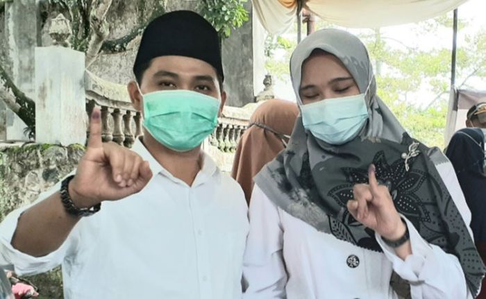 Pilbup Mojokerto 2020: Ikfina dan Gus Barra Nyoblos di Kampung Halaman Masing-Masing