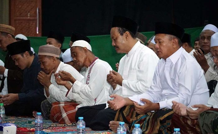 Di Malam Nuzulul Quran, Gus Ipul Ingatkan untuk Selalu Meminta Pertolongan Allah Dalam Segala Urusan