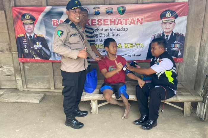 Peringati Hari Bhayangkara ke-78, Polres Ngawi Gelar Bakti Sosial ke Penyandang Disabilitas