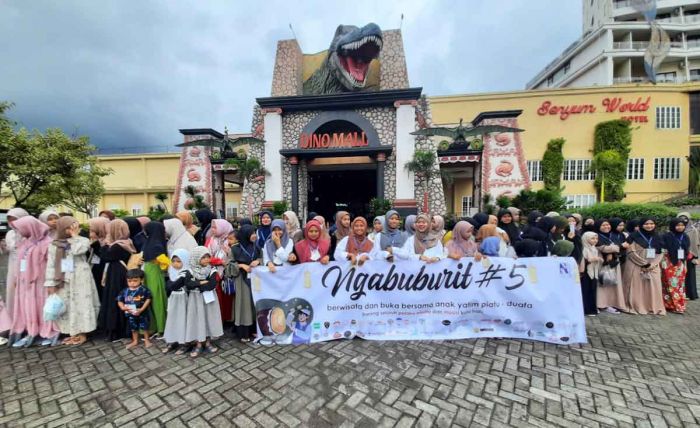 Pelaku Wisata di Kota Batu Ajak Ratusan Anak Yatim Piatu Berlibur dan Buka Bersama