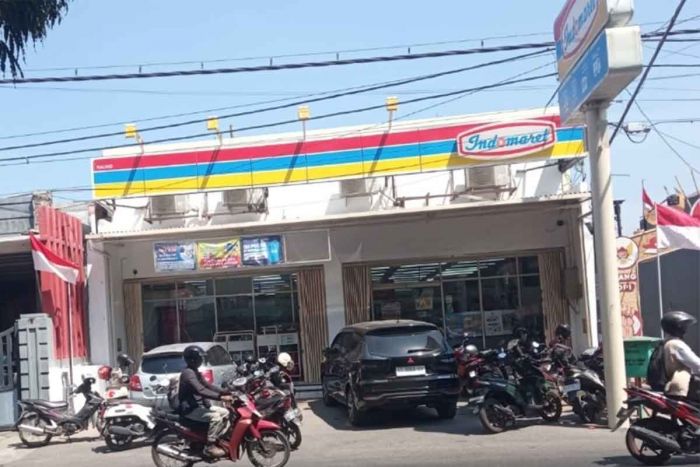 Kawanan Perampok Satroni 2 Minimarket di Kediri