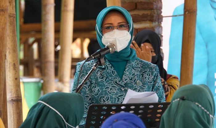 Eksplorasa di Kebun Kuliner, Bu Wali Kota Pasuruan Kagumi Kreasi Ibu-Ibu PKK