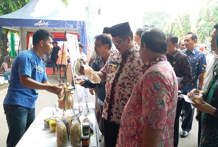 Disperinaker Bangkalan Gelar Pameran UMKM Mamin Hasil Olahan dan Job Fair