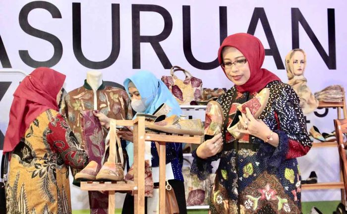 Ketua Dekranasda Kota Pasuruan Sukses Kenalkan Produk Unggulan