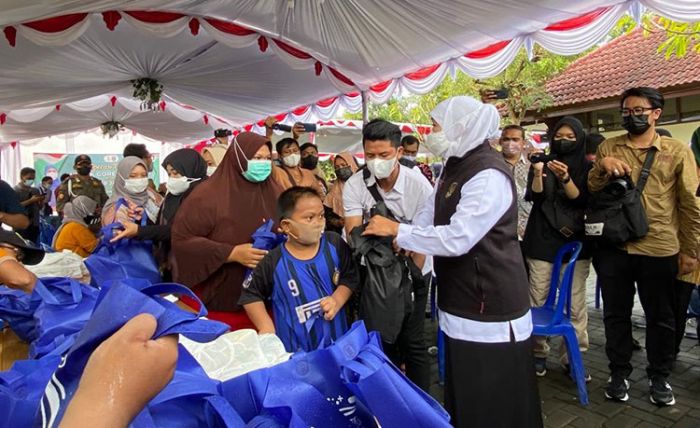 Operasi Pasar Minyak Goreng Murah di Bangkalan Diserbu Emak-Emak